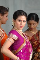 Sada Saree Photos